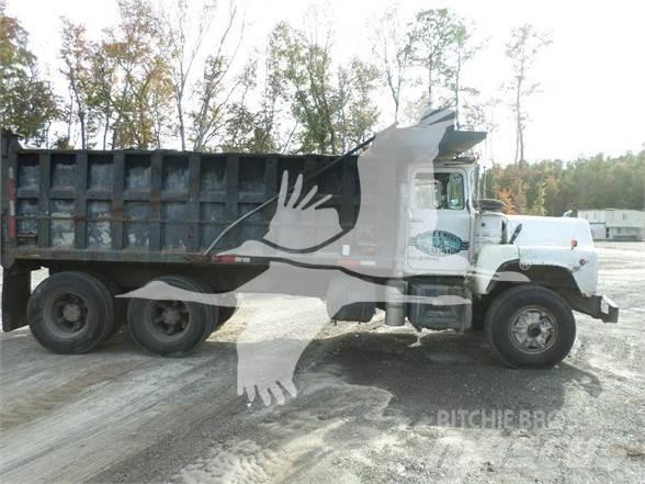 Mack DM600 Būvniecība- Citi