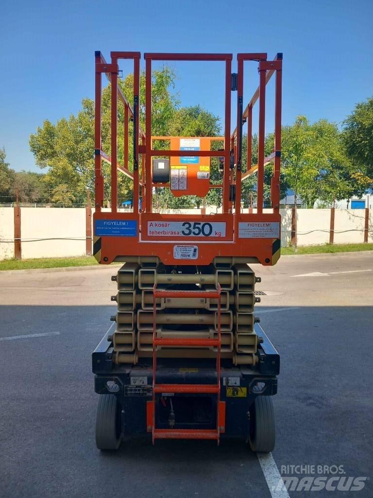 JLG 4045R Šķerveida pacēlāji
