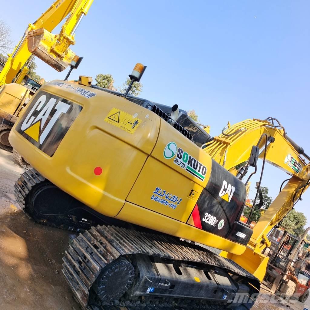 CAT 320 D L Kāpurķēžu ekskavatori
