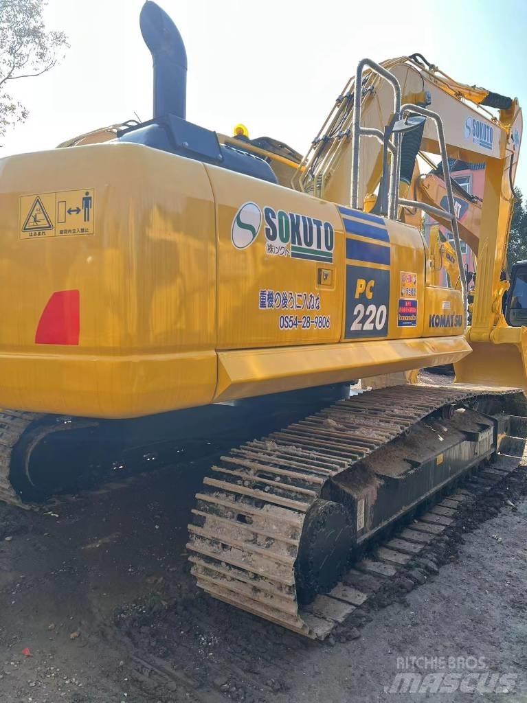 Komatsu PC 220 Kāpurķēžu ekskavatori