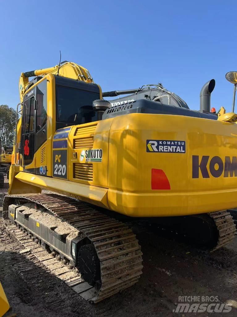 Komatsu PC 220 Kāpurķēžu ekskavatori