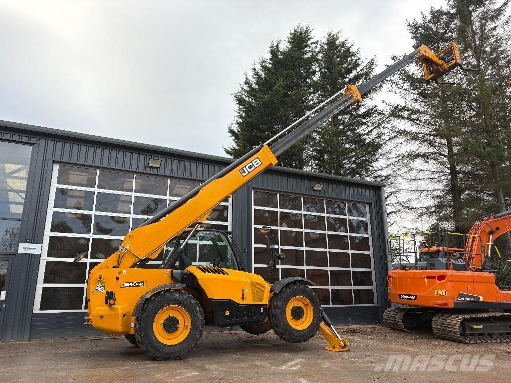 JCB 540-140 Teleskopiskie manipulatori
