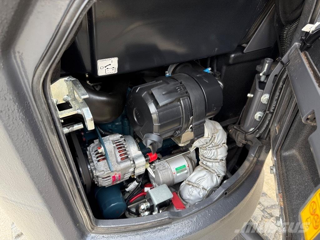 CASE CX 12 D Mini ekskavatori < 7 t