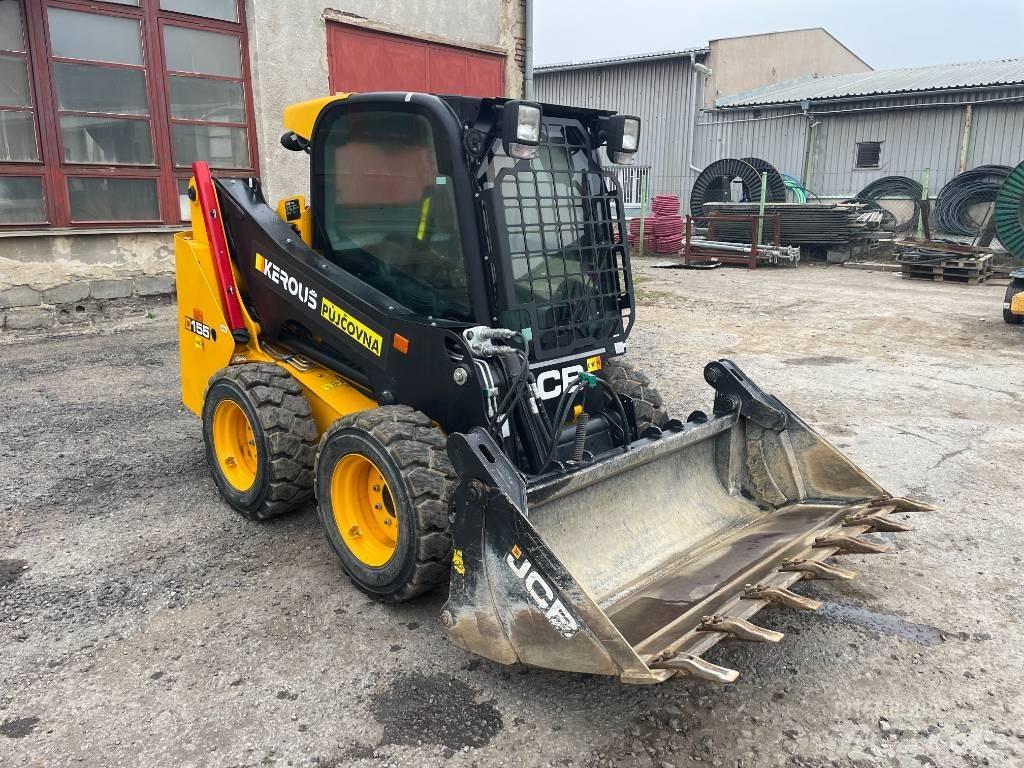 JCB 155 Lietoti riteņu kompaktiekrāvēji