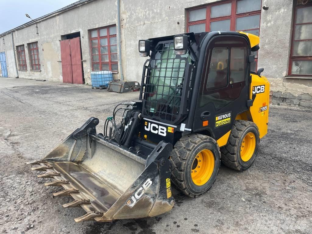 JCB 155 Lietoti riteņu kompaktiekrāvēji