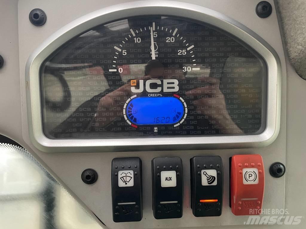 JCB 155 Lietoti riteņu kompaktiekrāvēji