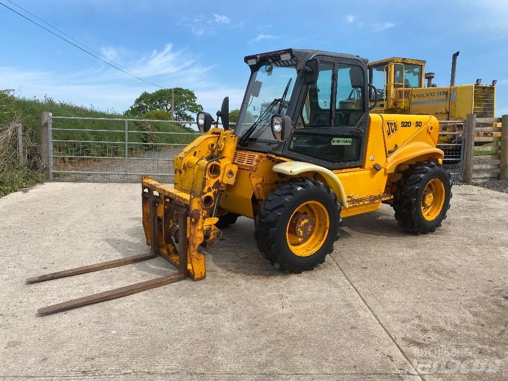 JCB 520-50 Teleskopiskie manipulatori