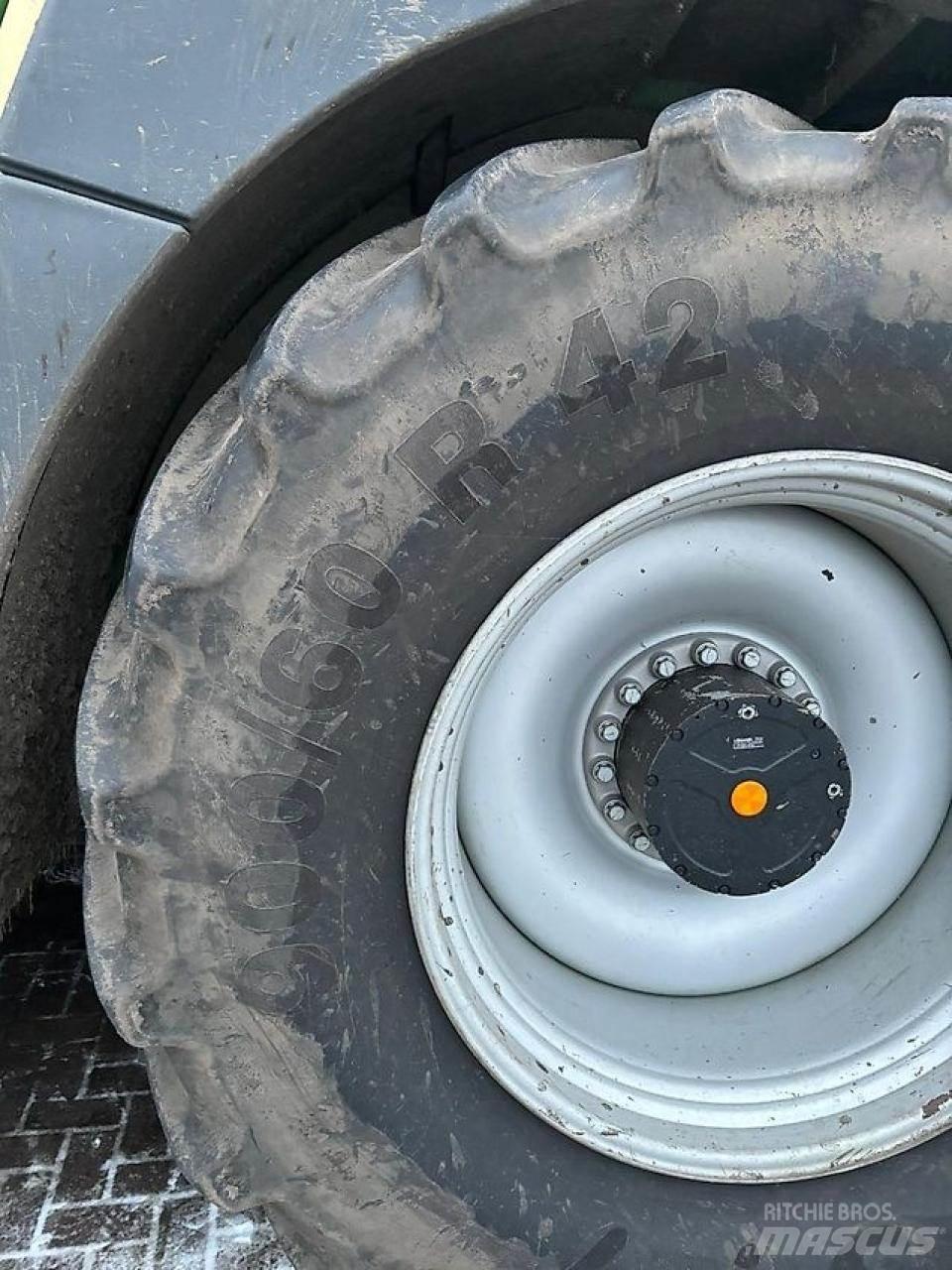 Krone Big X 630 Lopbarības novācēji