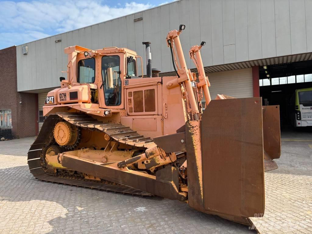 CAT D 7 H Kāpurķēžu buldozeri
