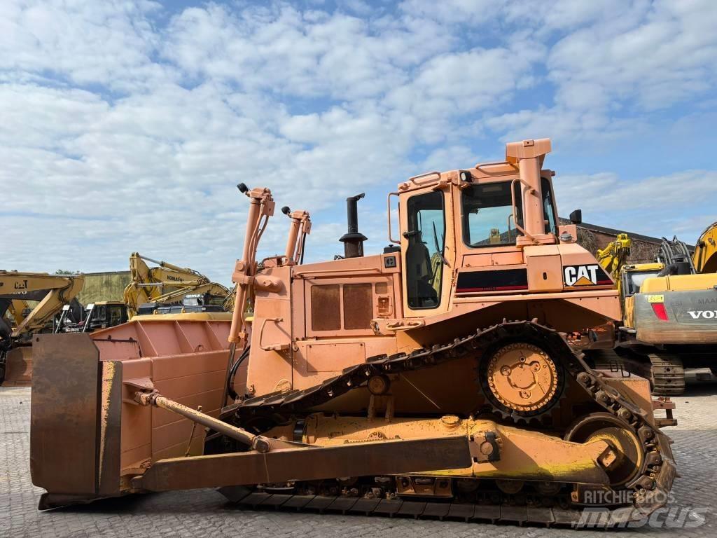 CAT D 7 H Kāpurķēžu buldozeri