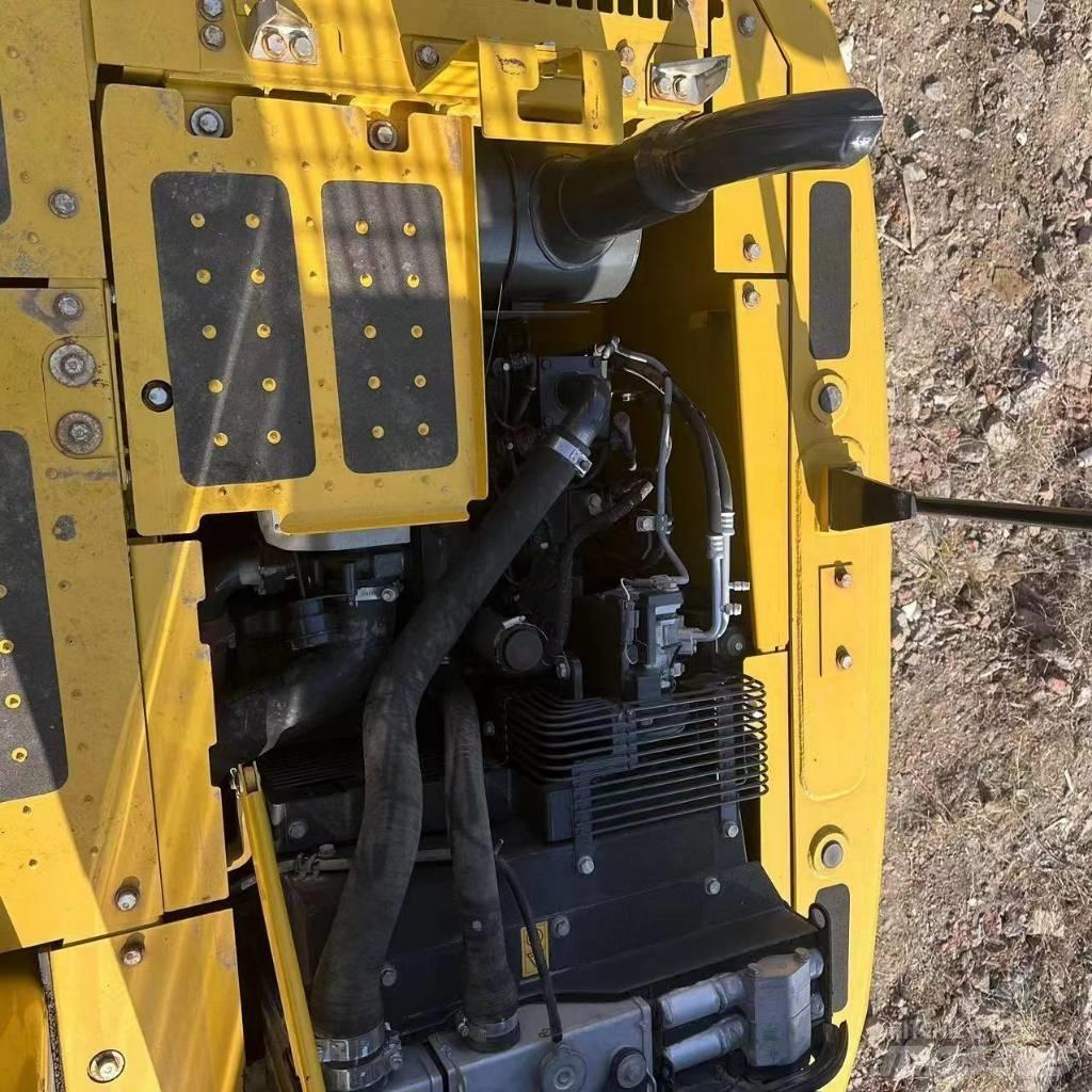 Komatsu PC110-8 Kāpurķēžu ekskavatori