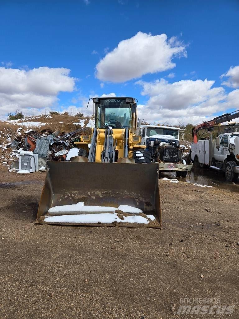Volvo L 70 C Iekrāvēji uz riteņiem