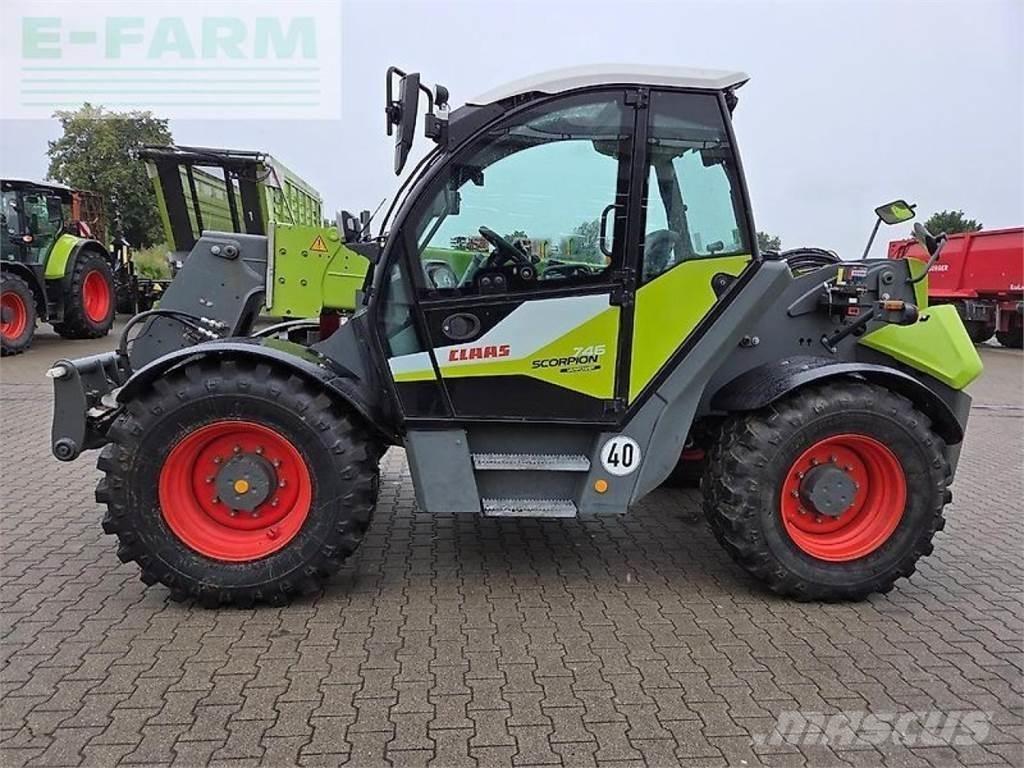 CLAAS scorpion 746 Lauksaimniecības pacēlāji