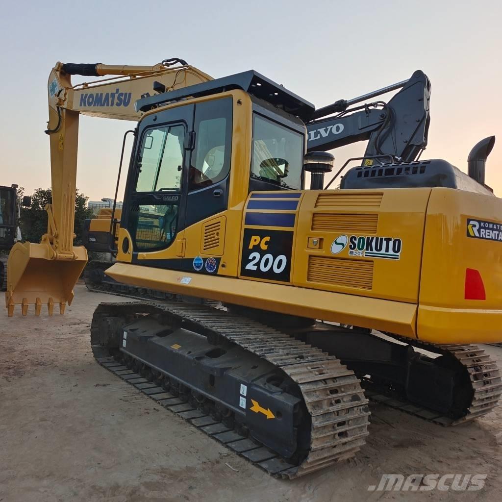 Komatsu PC 200-8 Kāpurķēžu ekskavatori