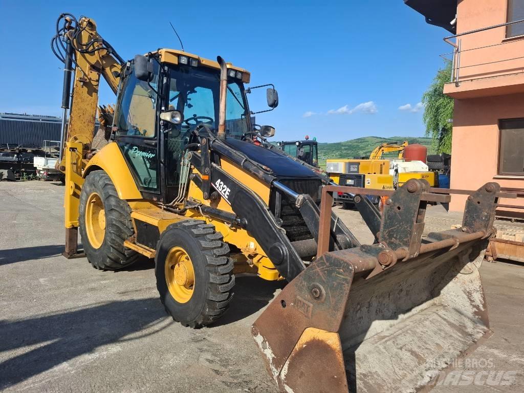 CAT 432E Ekskavatori-iekrāvēji