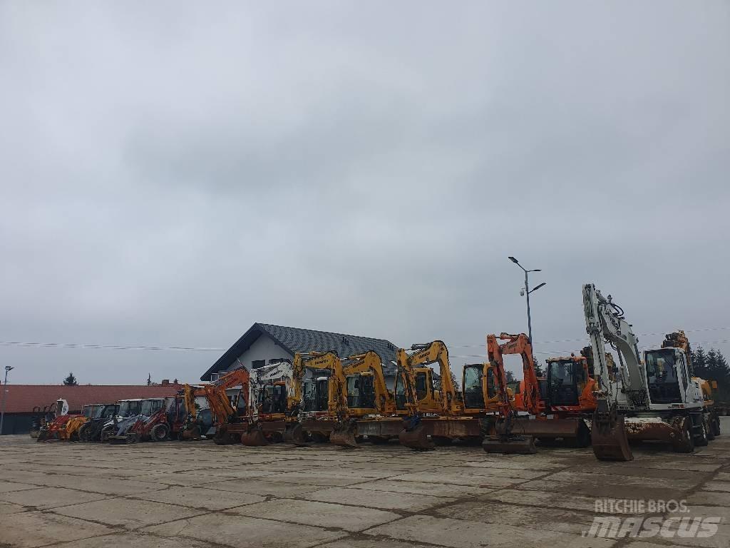 Mecalac 12 M TX Ekskavatori uz riteņiem