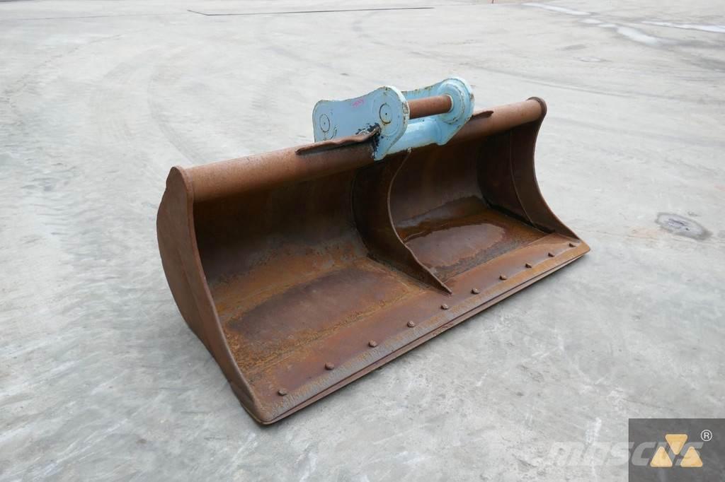 Strickland Bucket Kausi