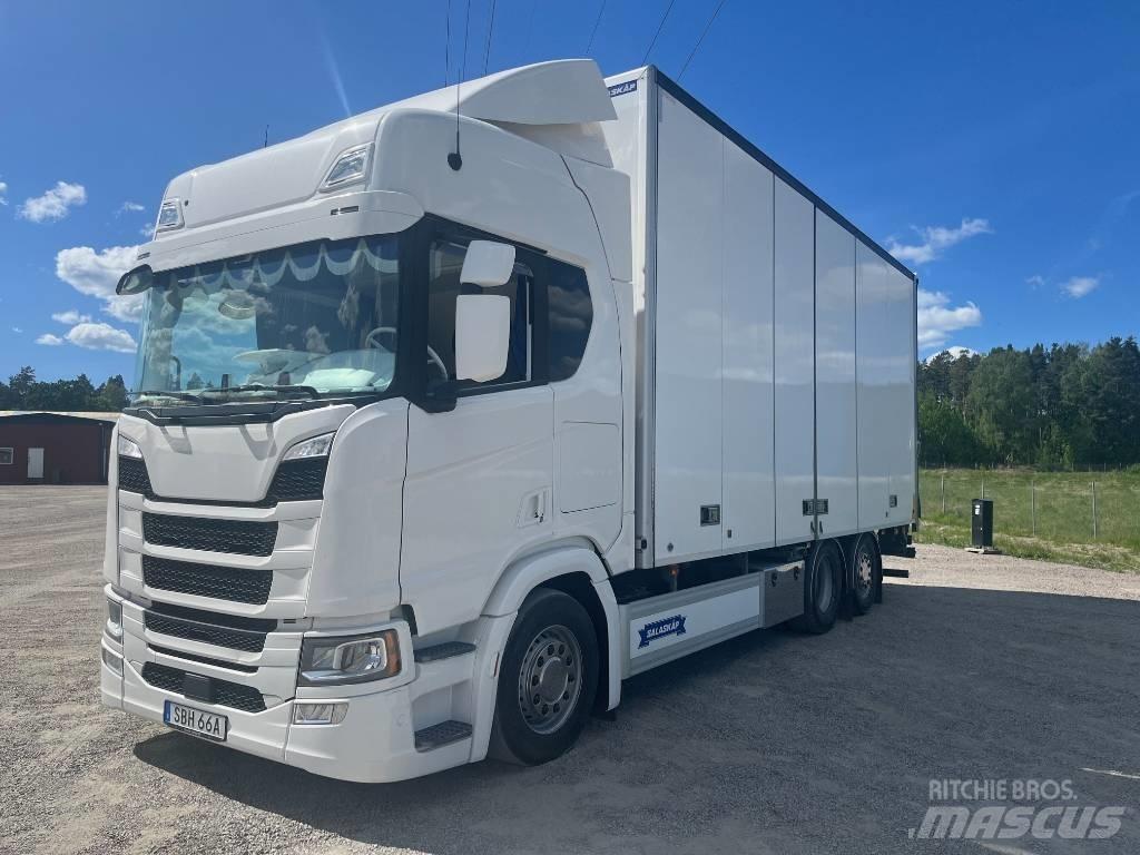 Scania R540B6X2*4NB Furgons