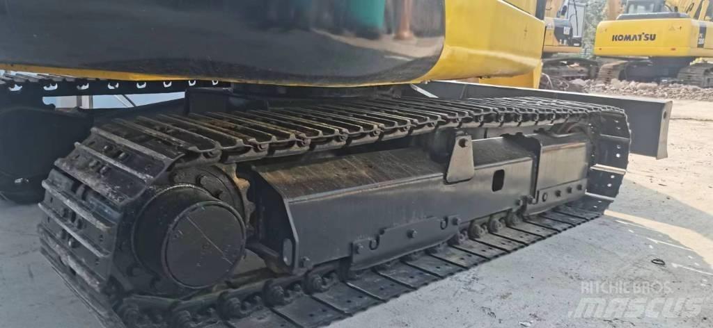 Komatsu PC 56-7 Kāpurķēžu ekskavatori