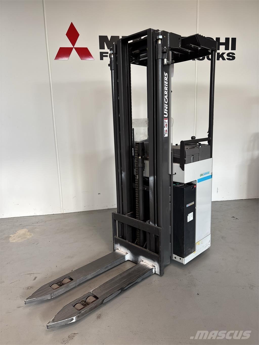 Atlet A160 Pašgājēji krautnētāji