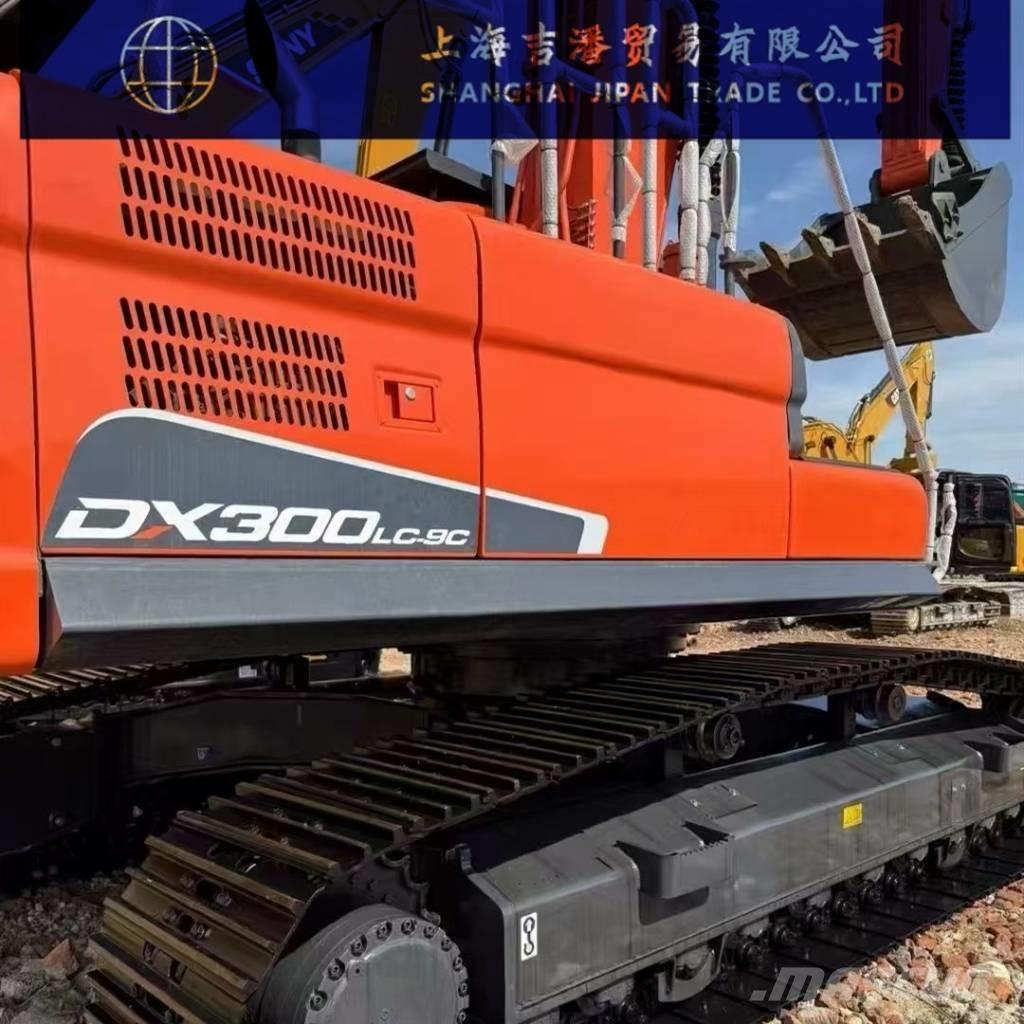 Doosan DX 300 Kāpurķēžu ekskavatori