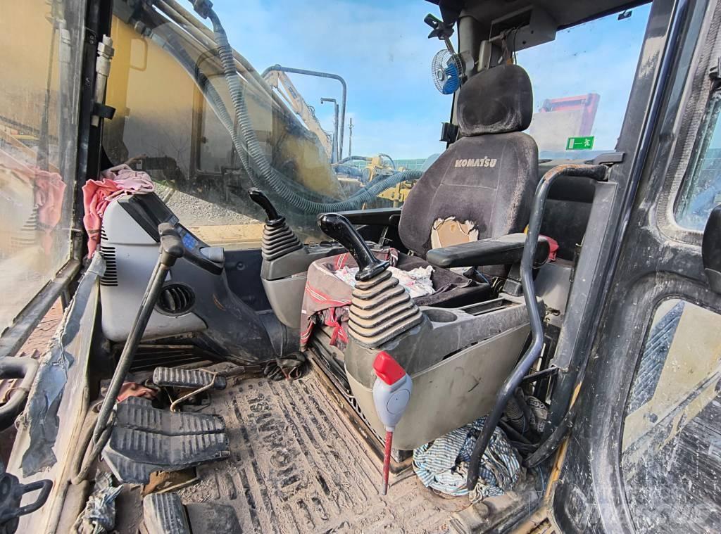 Komatsu 210 LC Kāpurķēžu ekskavatori