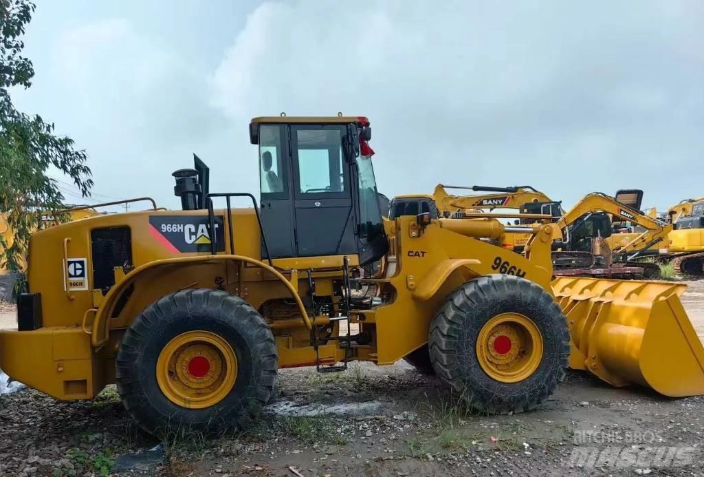 CAT 966H Iekrāvēji uz riteņiem