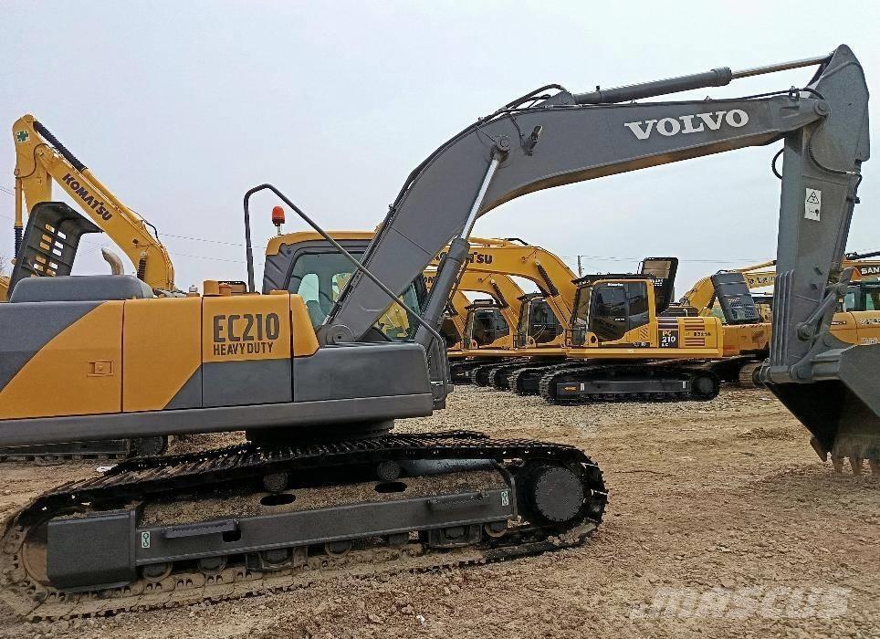 Volvo EC 210 Kāpurķēžu ekskavatori