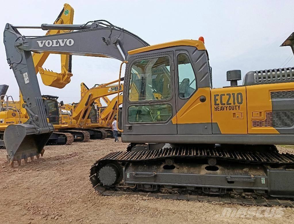 Volvo EC 210 Kāpurķēžu ekskavatori