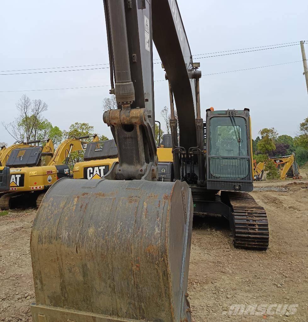 Volvo EC 210 Kāpurķēžu ekskavatori