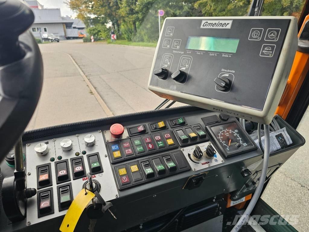 Hansa APZ 1003 K Komunālā tehnika instrumentu pārvadāšanai