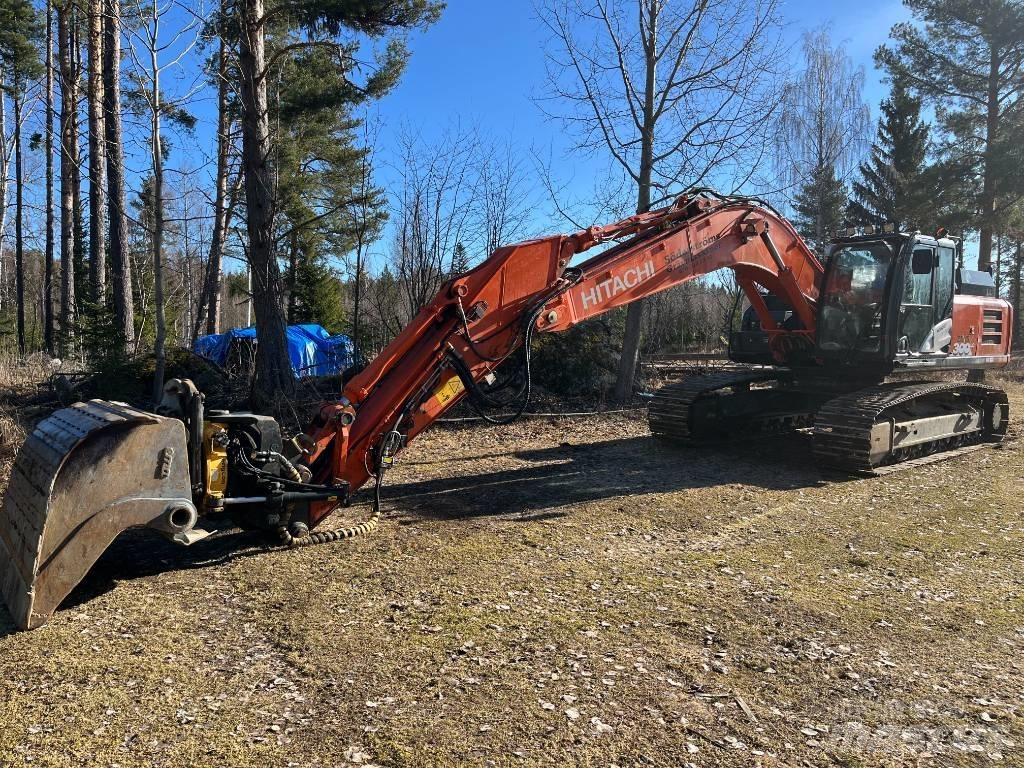 Hitachi ZX 300 LC-6 Kāpurķēžu ekskavatori