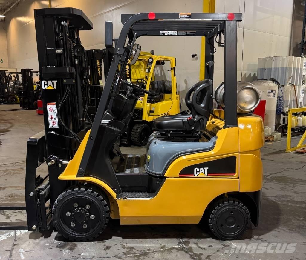 CAT FGC20N Autokrāvēji - citi