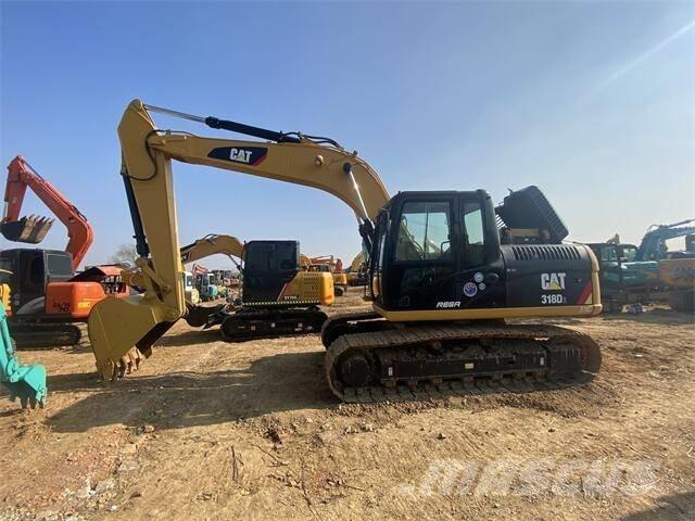 CAT 318D2 Kāpurķēžu ekskavatori