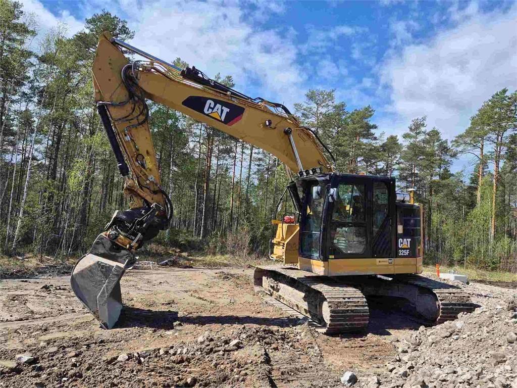 CAT 325FLCR Kāpurķēžu ekskavatori