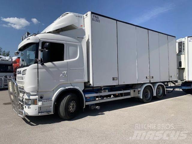 Scania R520 6x2 Furgons