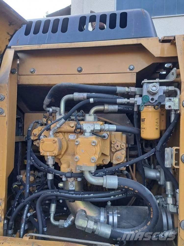 CAT 319 C LN Kāpurķēžu ekskavatori