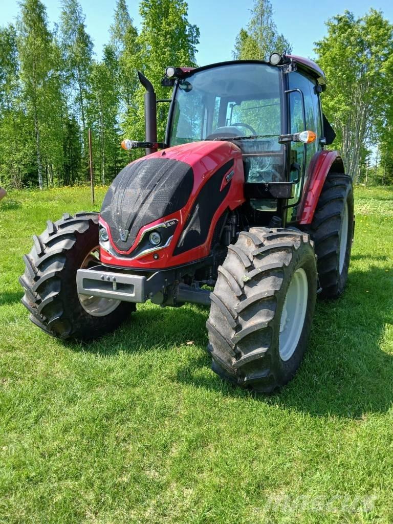 Valtra A 105 Traktori