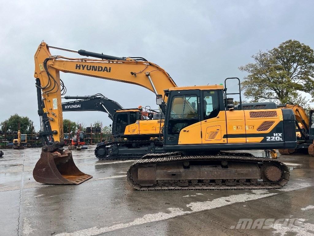 Hyundai HX220L Kāpurķēžu ekskavatori