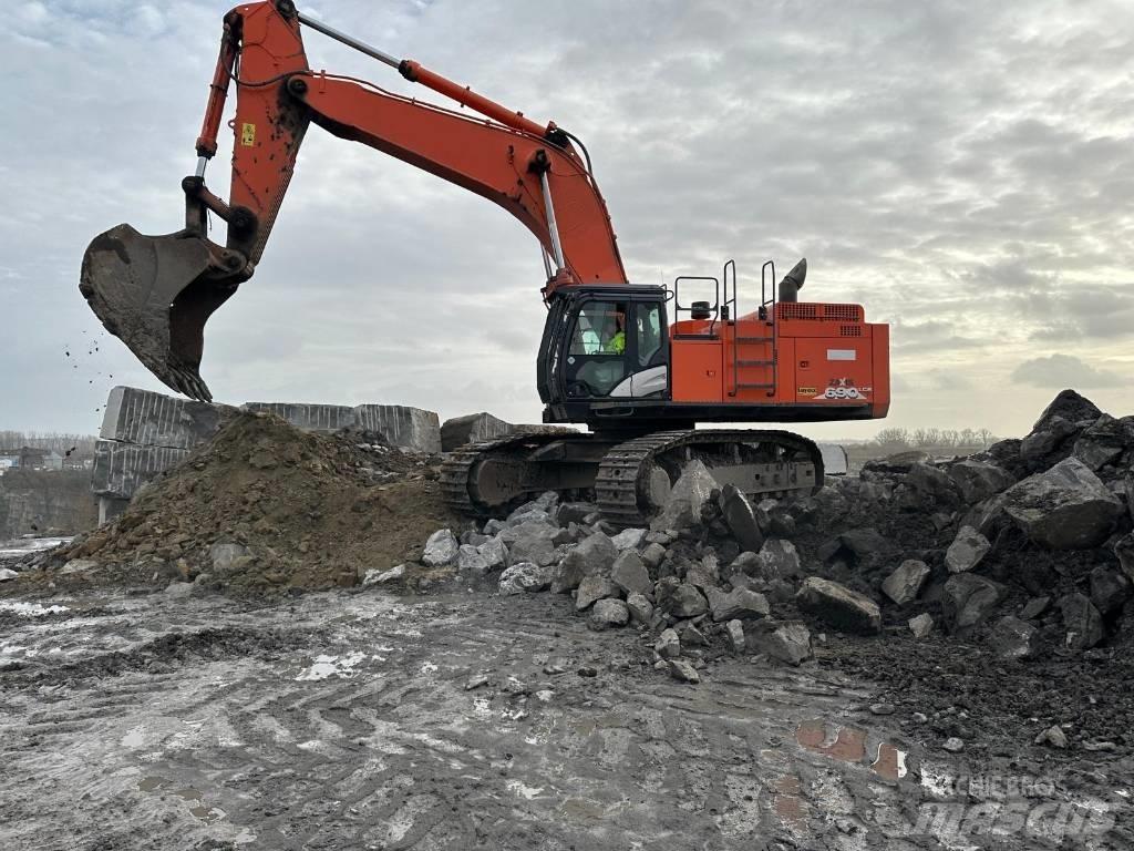 Hitachi ZX690 LCR - 6 Kāpurķēžu ekskavatori