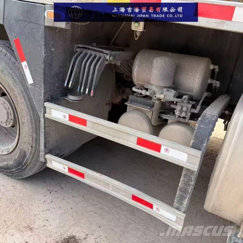 Sany stc800E5 Visurgājēji celtņi