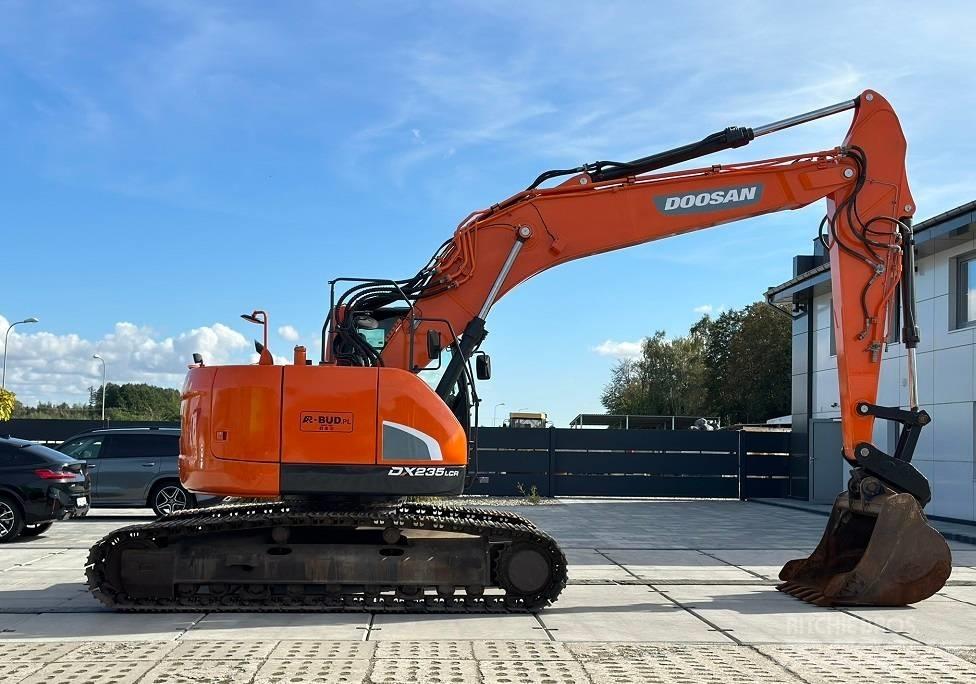 Doosan DX 235 LCR Kāpurķēžu ekskavatori