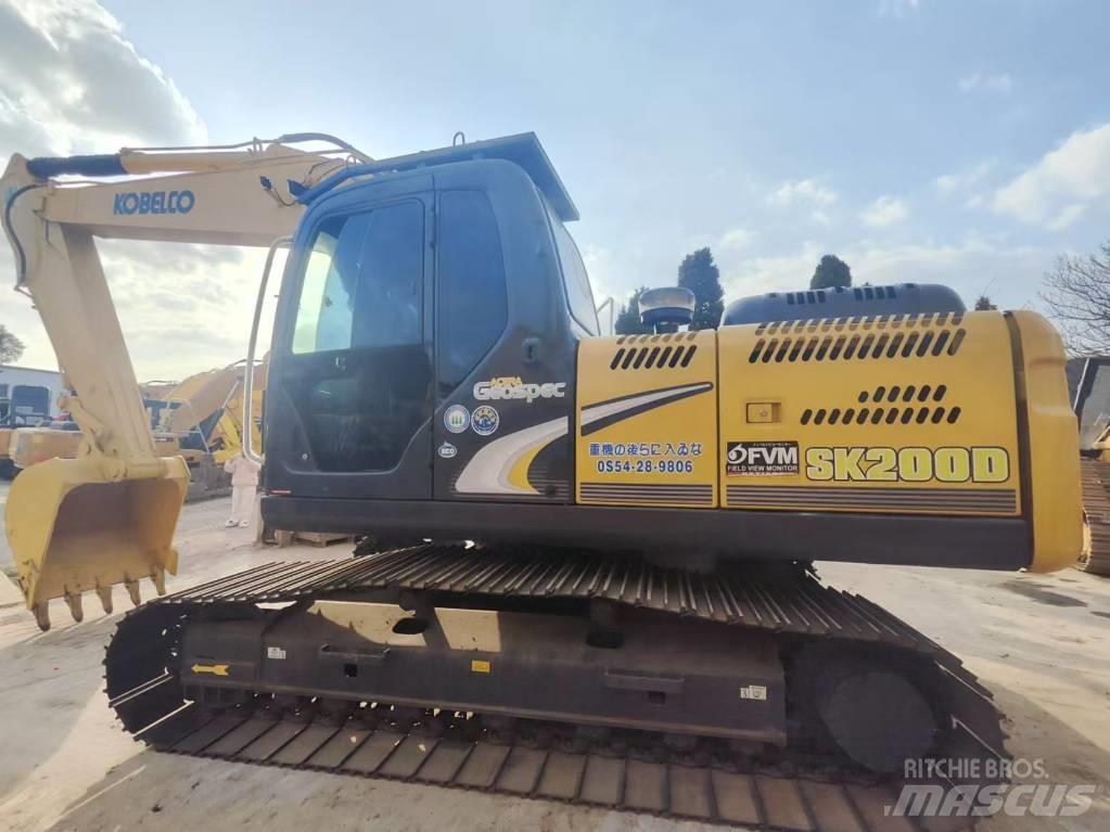 Kobelco SK200D Kāpurķēžu ekskavatori