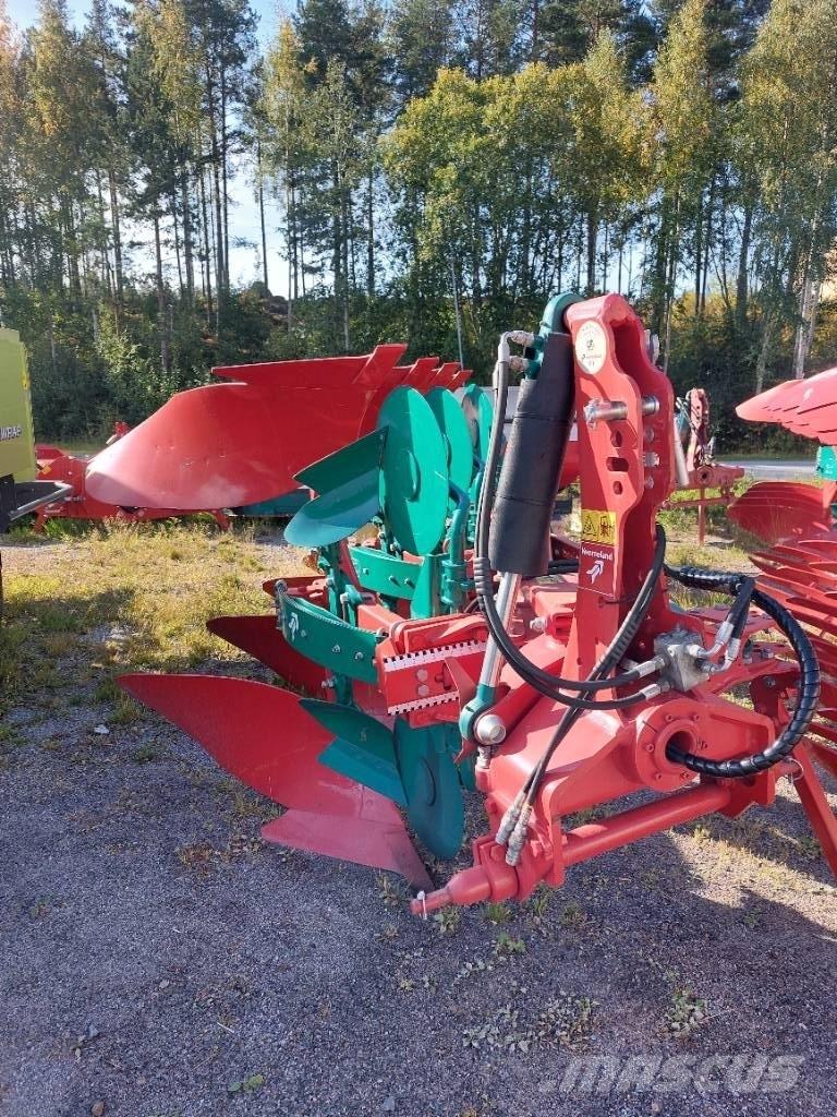 Kverneland 150S Maiņvērsējarkli