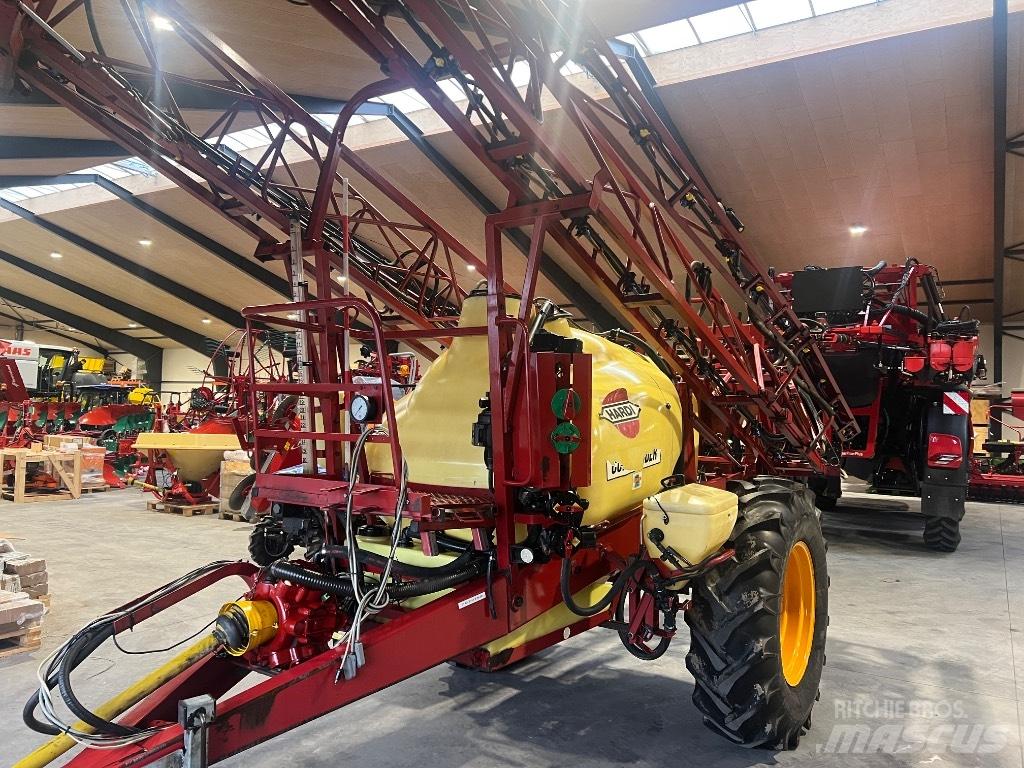 Hardi Commander 2800 Piekabināmie smidzinātāji(miglotāji)