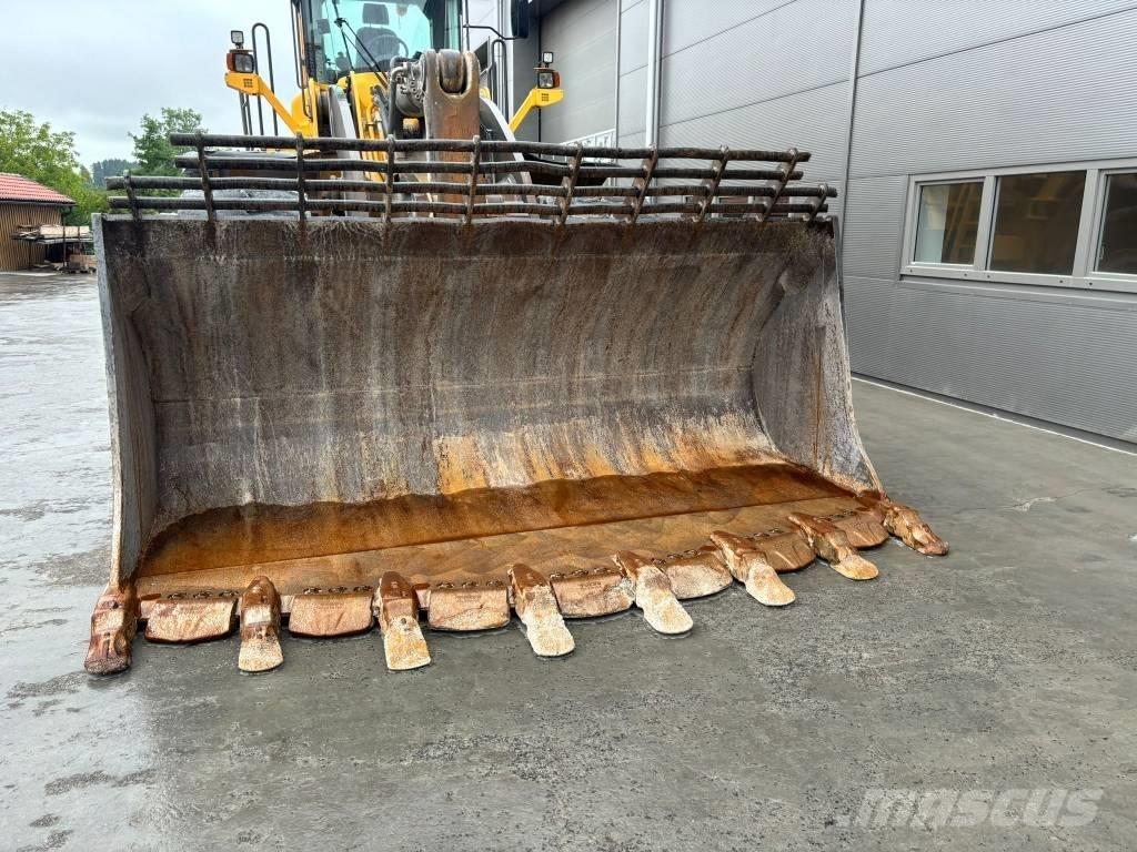 Volvo L 350 F Iekrāvēji uz riteņiem