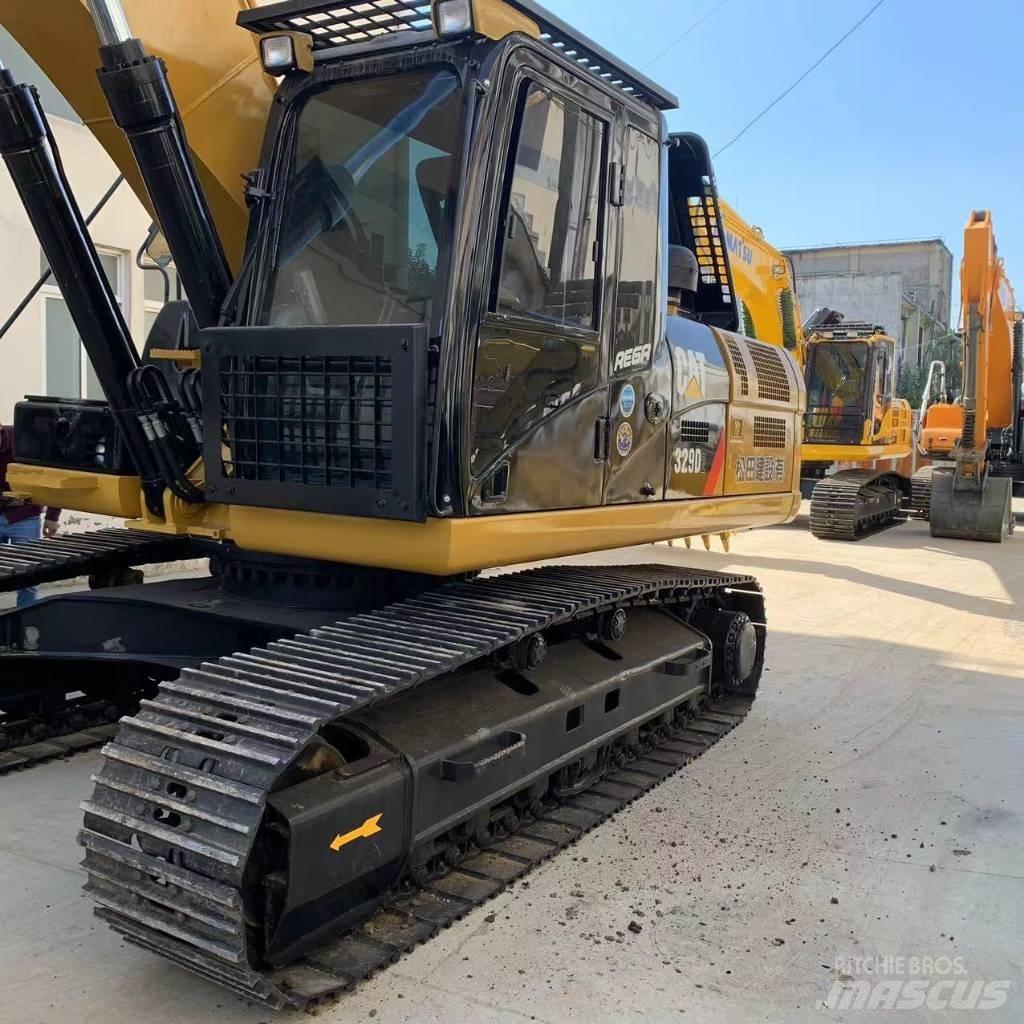 CAT 329E Kāpurķēžu ekskavatori