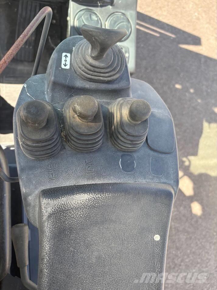 Toyota 02-8 FDF 25 Tehnika ar dīzeļa dzinēju