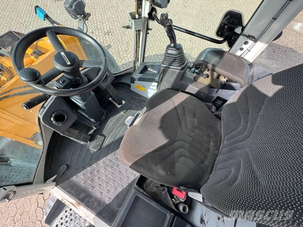 Liebherr L 514 Iekrāvēji uz riteņiem
