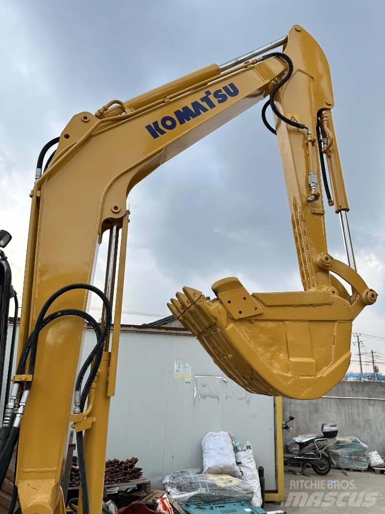 Komatsu PC55 Kāpurķēžu ekskavatori